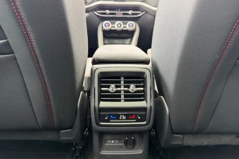 Skoda Kodiaq din 2025 cu 26.880 km - oferta SKO255199 - foto 16