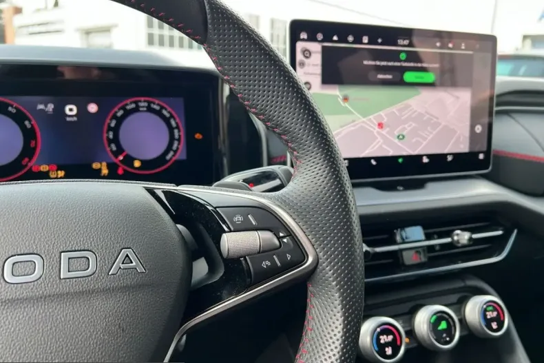 Skoda Kodiaq din 2025 cu 17.568 km - oferta SKO255201 - foto 22