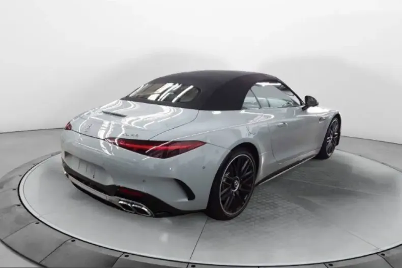Mercedes-Benz SL 63 AMG (Clasa SL) din 2024 cu 27.200 km - oferta MER255220 - foto 2
