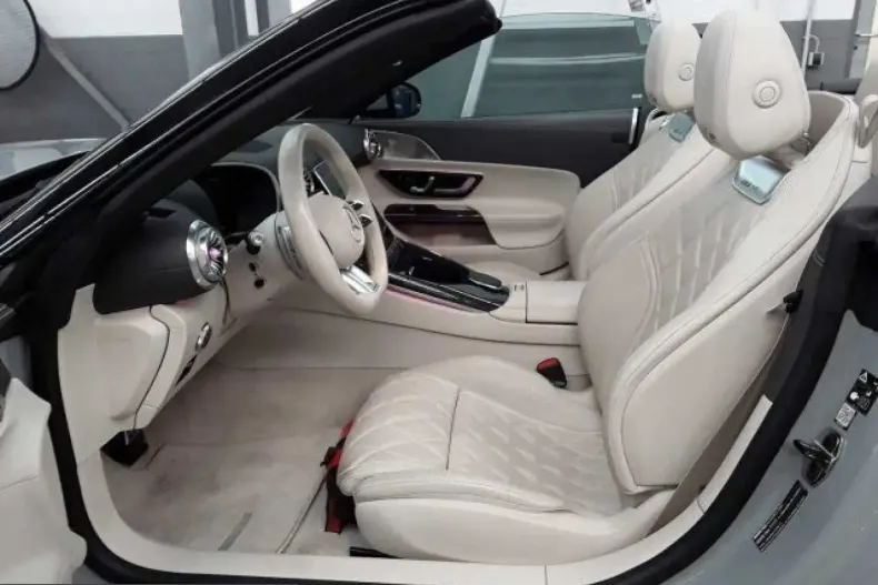 Mercedes-Benz SL 63 AMG (Clasa SL) din 2024 cu 27.200 km - oferta MER255220 - foto 3