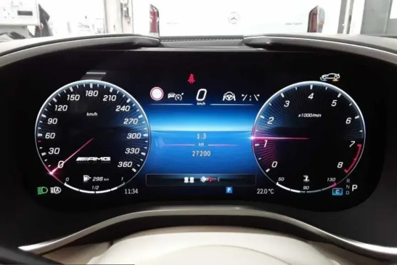 Mercedes-Benz SL 63 AMG (Clasa SL) din 2024 cu 27.200 km - oferta MER255220 - foto 5