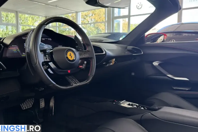 Ferrari 296 GTS din 2025 cu 9.000 km - oferta FER255221 - foto 12