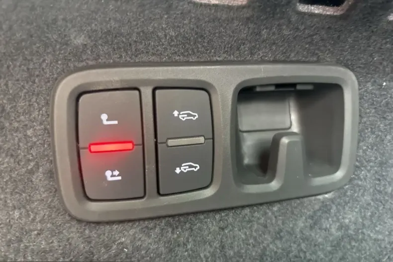 Audi Q8 din 2025 cu 10.000 km - oferta AUD255222 - foto 15