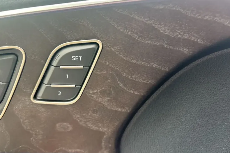 Audi Q8 din 2025 cu 10.000 km - oferta AUD255222 - foto 17
