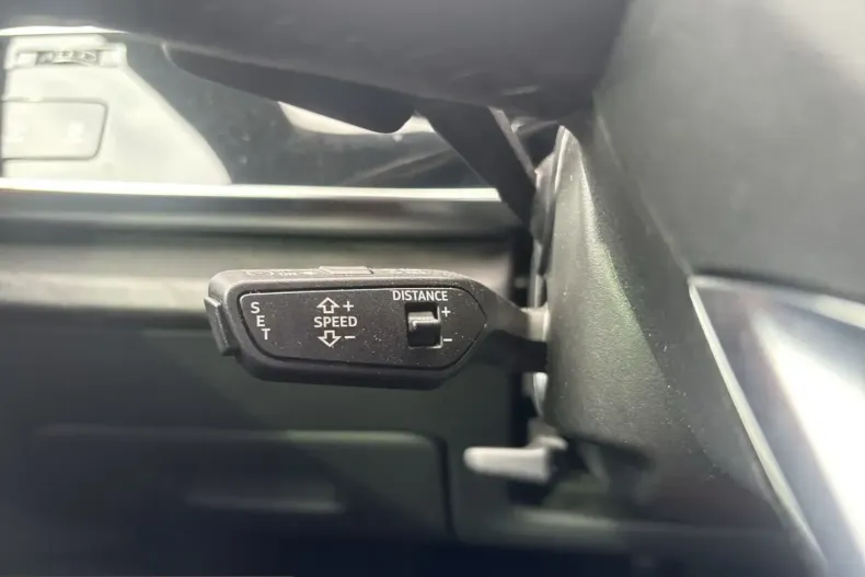 Audi Q8 din 2025 cu 10.000 km - oferta AUD255222 - foto 19