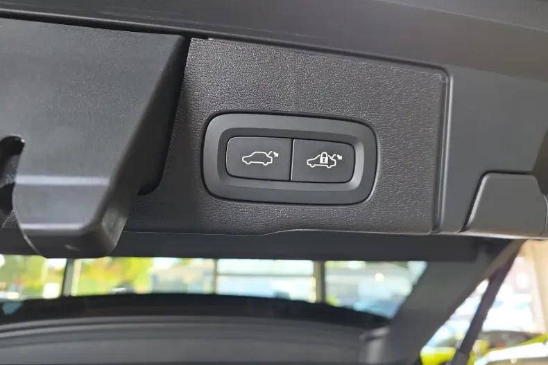 Volvo XC60 din 2024 cu 22.305 km - oferta VOL255227 - foto 16