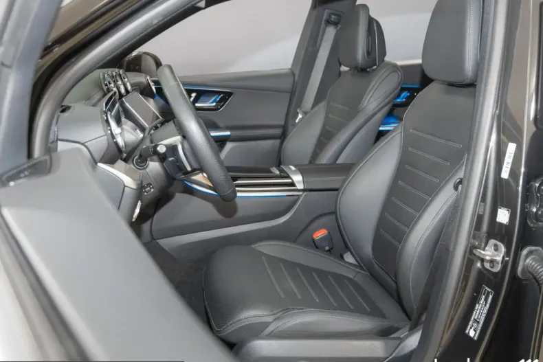 Mercedes-Benz GLC 200 (Clasa GLC) din 2025 cu 20.000 km - oferta MER255236 - foto 15
