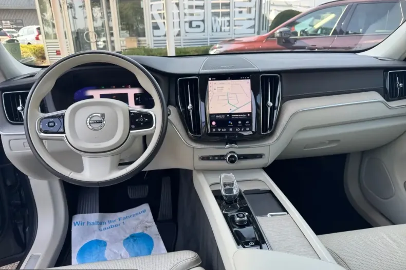 Volvo XC60 din 2023 cu 71.500 km - oferta VOL255239 - foto 12