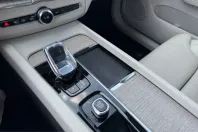 Volvo XC60 din 2023 cu 71.500 km - oferta VOL255239 - foto 25