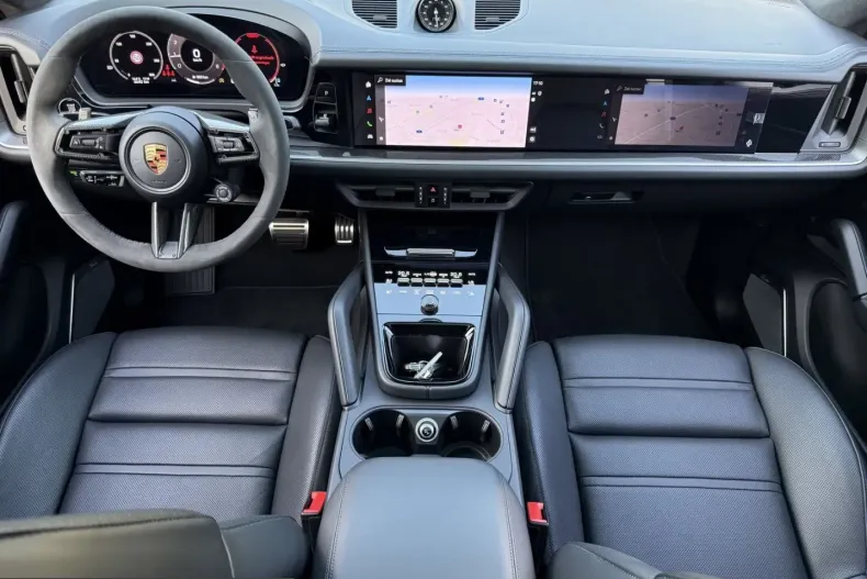 Porsche Cayenne din 2024 cu 6.620 km - oferta POR255240 - foto 2