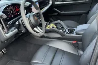Porsche Cayenne din 2024 cu 6.620 km - oferta POR255240 - foto 8