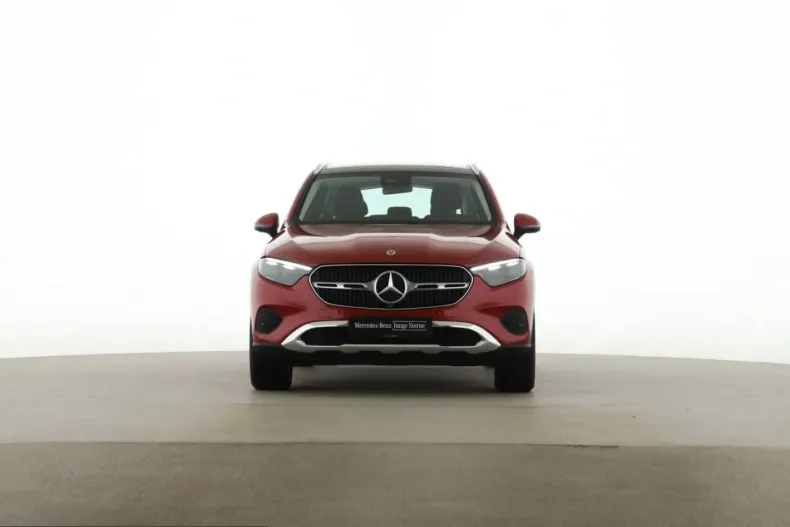 Mercedes-Benz GLC 200 (Clasa GLC) din 2025 cu 13.100 km - oferta MER255252 - foto 2