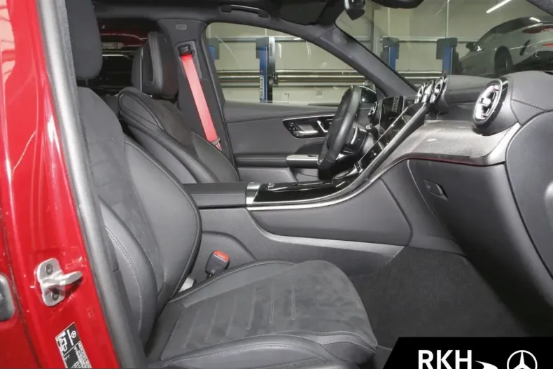 Mercedes-Benz GLC 200 (Clasa GLC) din 2025 cu 11.863 km - oferta MER255253 - foto 5