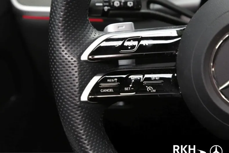 Mercedes-Benz GLC 200 (Clasa GLC) din 2025 cu 11.863 km - oferta MER255253 - foto 15