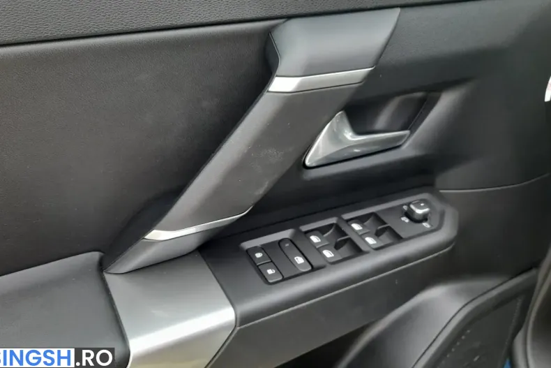 Jeep Compass din 2026 cu 4.000 km - oferta JEE255264 - foto 11