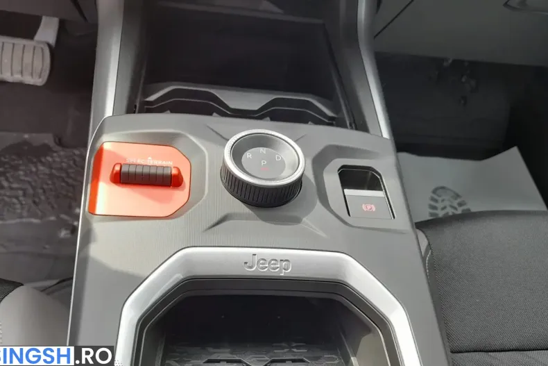 Jeep Compass din 2026 cu 4.000 km - oferta JEE255264 - foto 12
