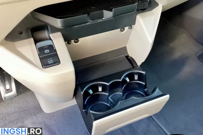 Volkswagen T7 Multivan din 2026 cu 3.500 km - oferta VOL255265 - foto 6