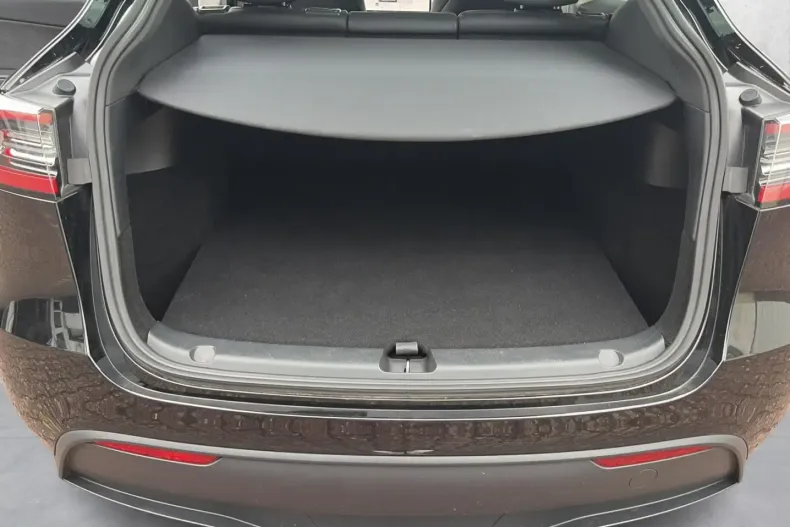 Tesla Model Y din 2023 cu 91.457 km - oferta TES255287 - foto 19