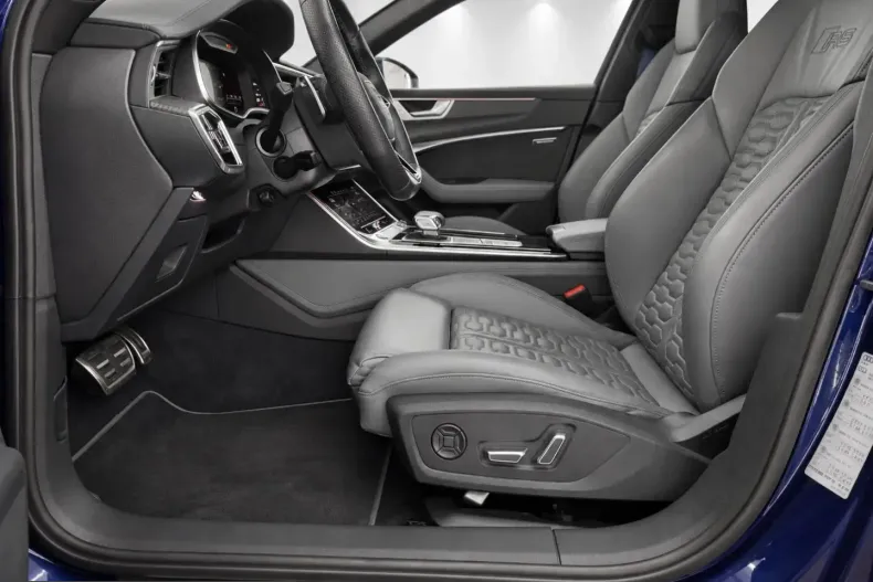 Audi RS6 din 2022 cu 49.900 km - oferta AUD255296 - foto 12