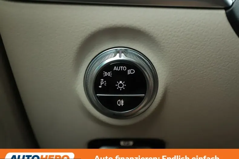 Mercedes-Benz C 300 (Clasa C) din 2024 cu 37.846 km - oferta MER255308 - foto 23