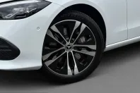 Mercedes-Benz C 300 (Clasa C) din 2025 cu 13.869 km - oferta MER255309 - foto 8