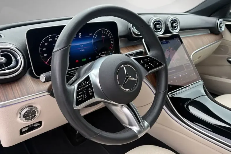 Mercedes-Benz C 300 (Clasa C) din 2025 cu 13.869 km - oferta MER255309 - foto 13