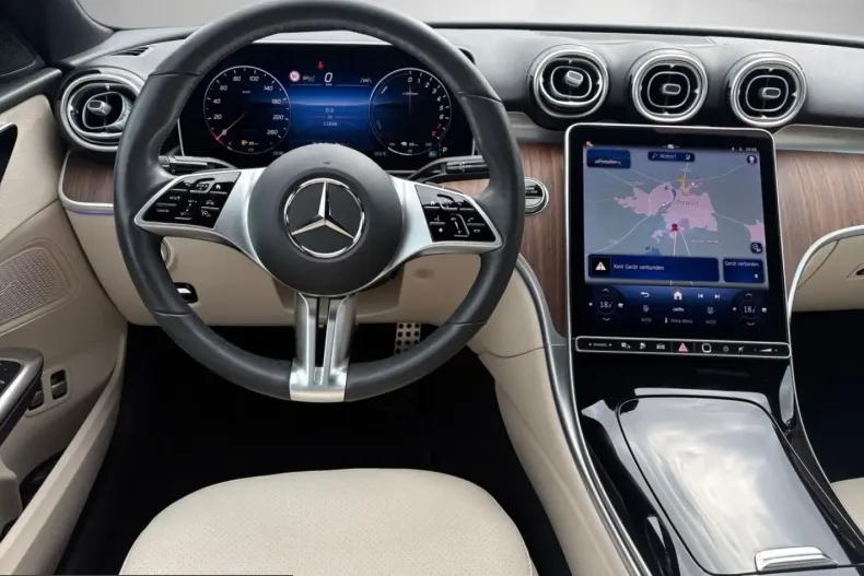 Mercedes-Benz C 300 (Clasa C) din 2025 cu 13.869 km - oferta MER255309 - foto 15