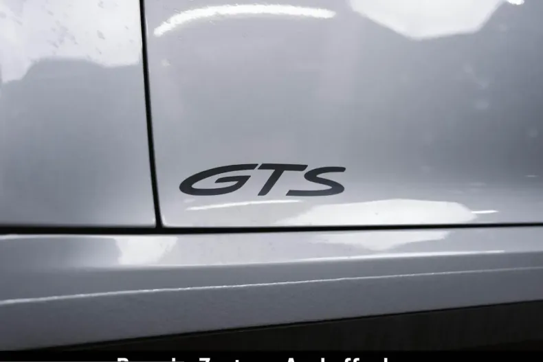 Porsche 992 din 2024 cu 25.500 km - oferta POR255312 - foto 9
