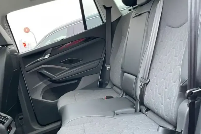 Volkswagen Tayron din 2025 cu 1.000 km - oferta VOL255315 - foto 4