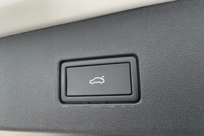 Volkswagen Tayron din 2025 cu 1.000 km - oferta VOL255315 - foto 9