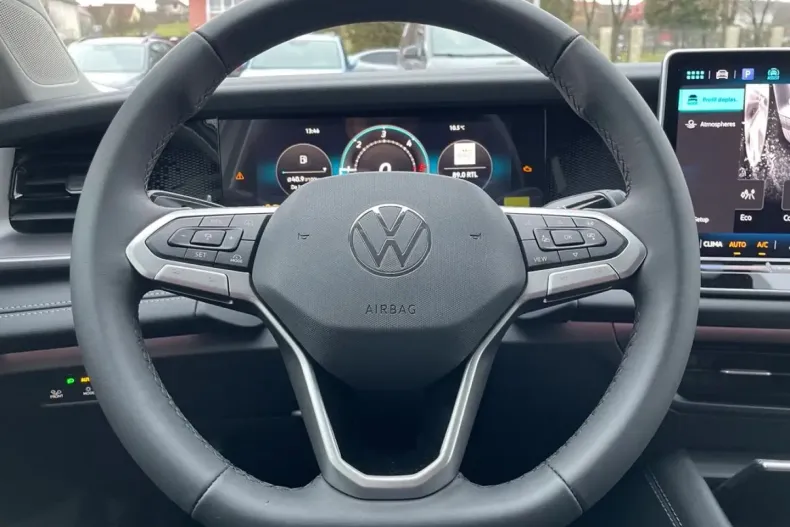 Volkswagen Tayron din 2025 cu 1.000 km - oferta VOL255315 - foto 17