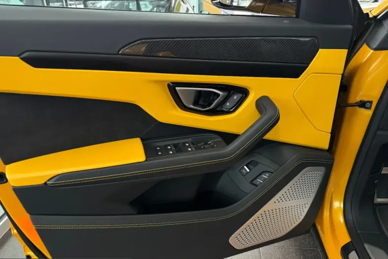 Lamborghini Urus din 2022 cu 67.000 km - oferta LAM255329 - foto 30