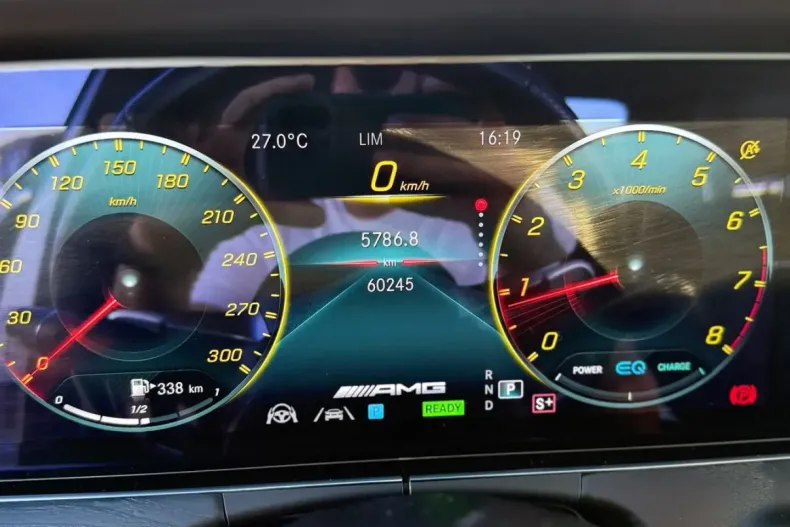 Mercedes-Benz E 53 AMG (Clasa E) din 2022 cu 60.245 km - oferta MER255333 - foto 11