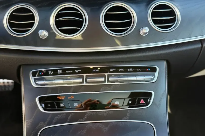 Mercedes-Benz E 53 AMG (Clasa E) din 2022 cu 60.245 km - oferta MER255333 - foto 26