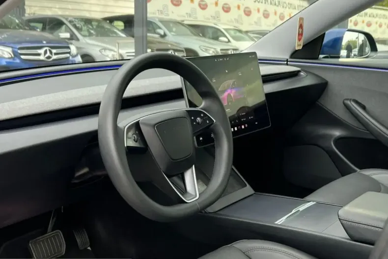 Tesla Model 3 din 2025 cu 76.865 km - oferta TES255334 - foto 2