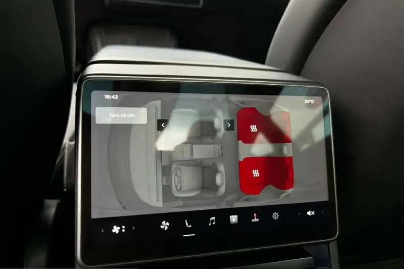 Tesla Model 3 din 2025 cu 76.865 km - oferta TES255334 - foto 30
