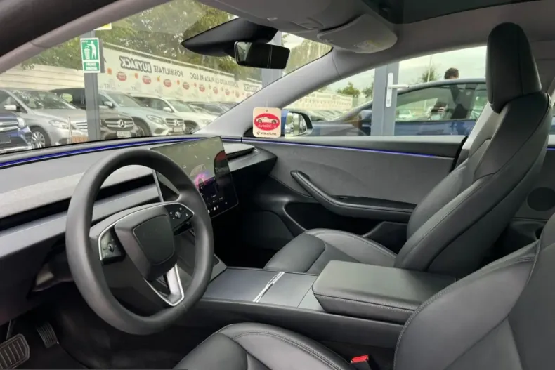 Tesla Model 3 din 2025 cu 76.865 km - oferta TES255334 - foto 36