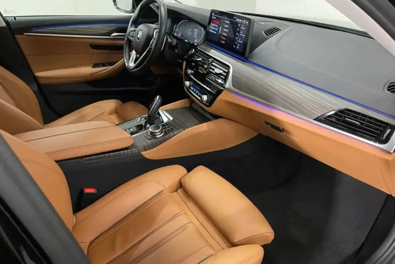 BMW 520 (Seria 5) din 2022 cu 58.435 km - oferta BMW255335 - foto 3