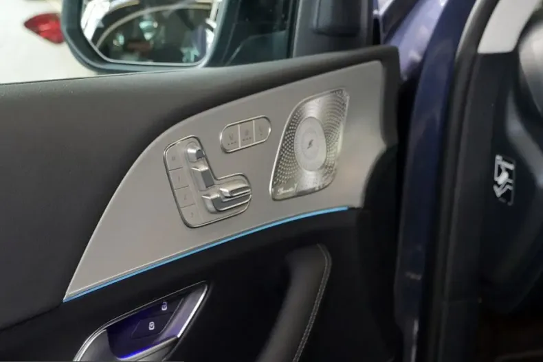 Mercedes-Benz GLE 400 (Clasa GLE) din 2025 cu 29.456 km - oferta MER255344 - foto 14