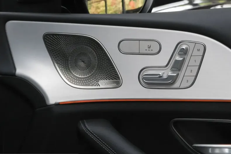 Mercedes-Benz GLE 400 (Clasa GLE) din 2025 cu 3.321 km - oferta MER255345 - foto 8