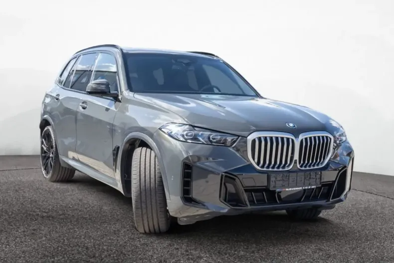 BMW X5 (Seria X) din 2026 cu 25.673 km - oferta BMW255348 - foto 1