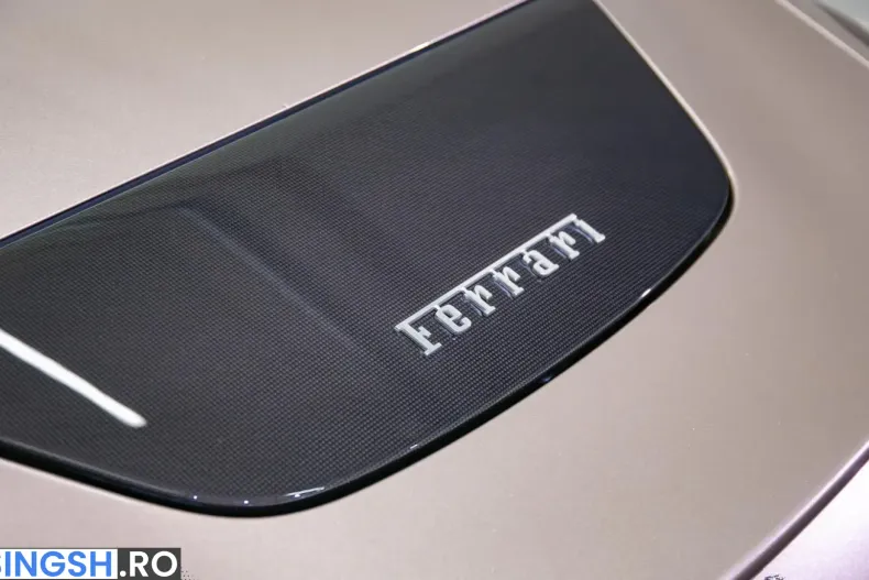 Ferrari Roma Spider din 2026 cu 500 km - oferta FER255360 - foto 8