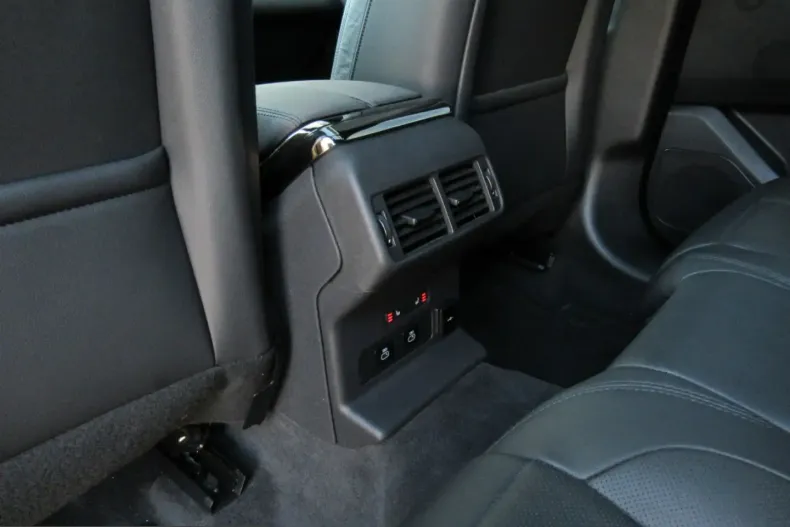 Land Rover Range Rover Velar din 2025 cu 40.000 km - oferta LAN255374 - foto 15