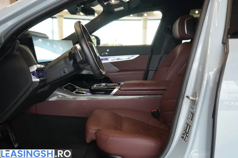 BMW 740 (Seria 7) din 2024 cu 34.386 km - oferta BMW255383 - foto 2