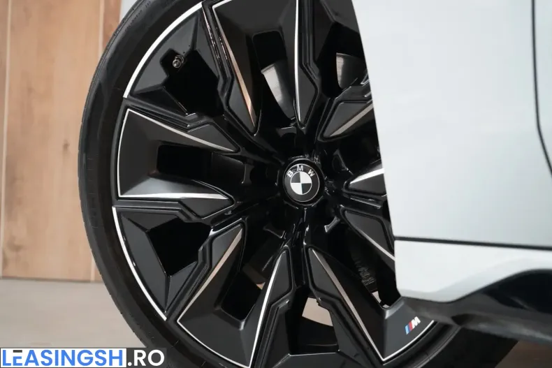 BMW 740 (Seria 7) din 2024 cu 34.386 km - oferta BMW255383 - foto 11