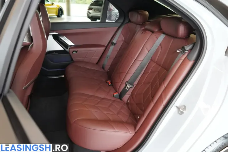 BMW 740 (Seria 7) din 2024 cu 34.386 km - oferta BMW255383 - foto 22