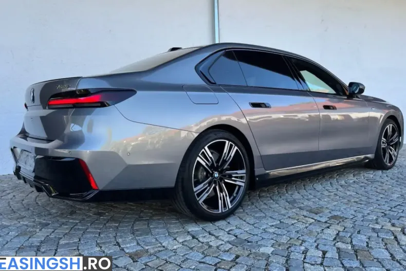 BMW 750 (Seria 7) din 2025 cu 10.000 km - oferta BMW255385 - foto 4