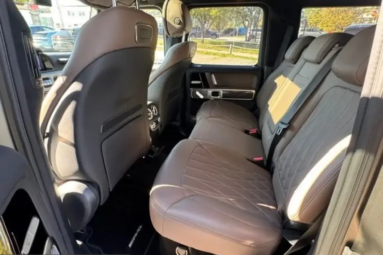 Mercedes-Benz G 400 (Clasa G) din 2024 cu 76.037 km - oferta MER255402 - foto 15