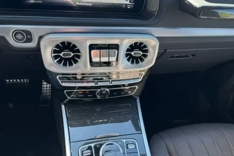Mercedes-Benz G 400 (Clasa G) din 2024 cu 76.037 km - oferta MER255402 - foto 18