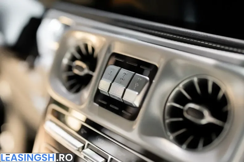 Mercedes-Benz G 400 (Clasa G) din 2023 cu 102.100 km - oferta MER255403 - foto 18
